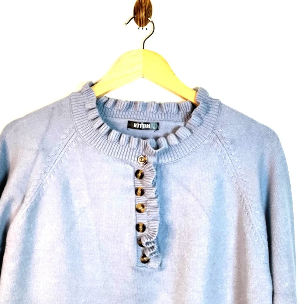 BTFBM‎ Women M 1/4 Button Blue Ruffle Neck & Cuff Knit Preppy Casual Sweater Y2K